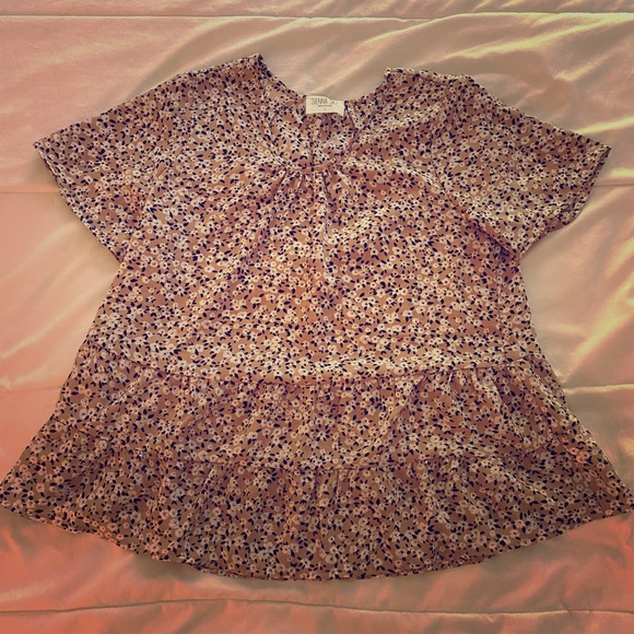 Floral Print Top - Picture 1 of 2